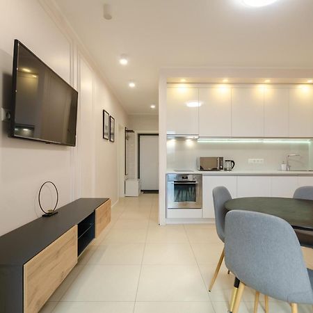 Petrovdom 13-141 In Rc New York Concept House With Bathroom Kiev Esterno foto